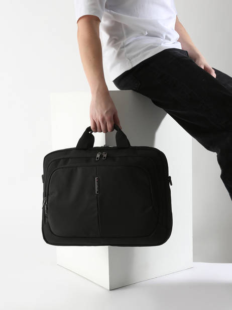 Porte Documents (main) Pc 17