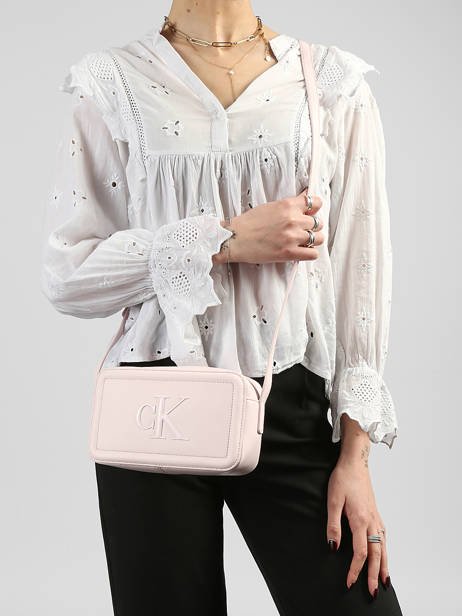 Sac Bandoulière Bold Monogram Calvin klein jeans Rose bold monogram 4F3220G vue secondaire 1